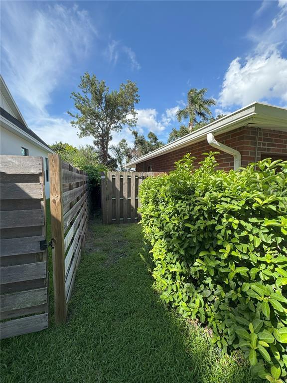 Building Photo - 2151 Datura St