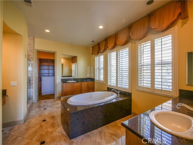 Building Photo - 8072 Soft Winds Dr