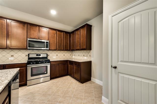 Building Photo - 800 Bird Creek Dr
