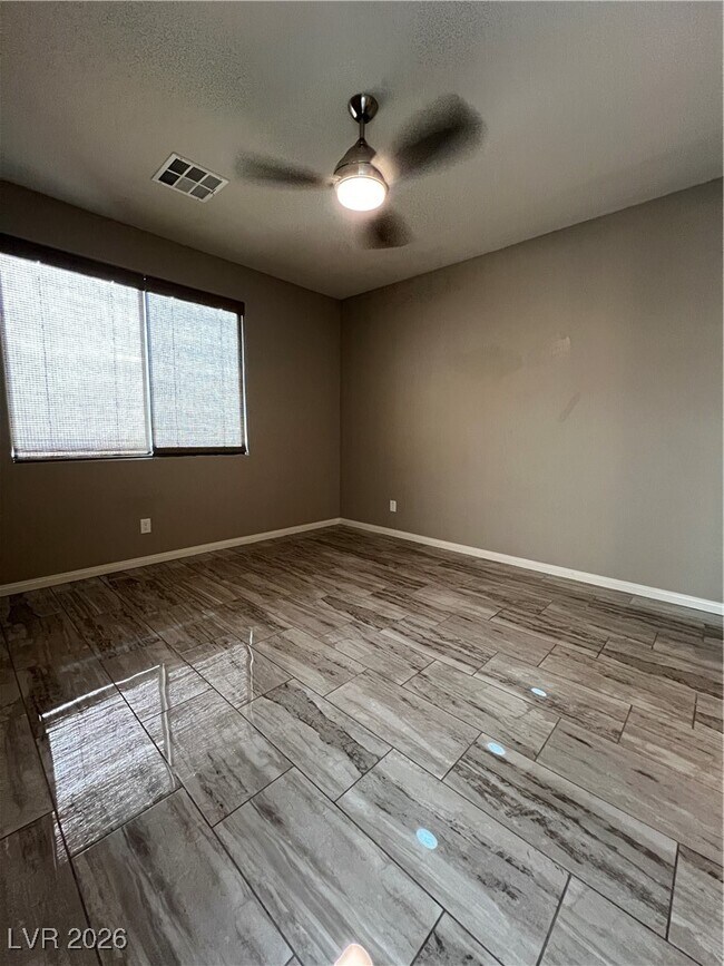 Building Photo - 9126 Reinberg St