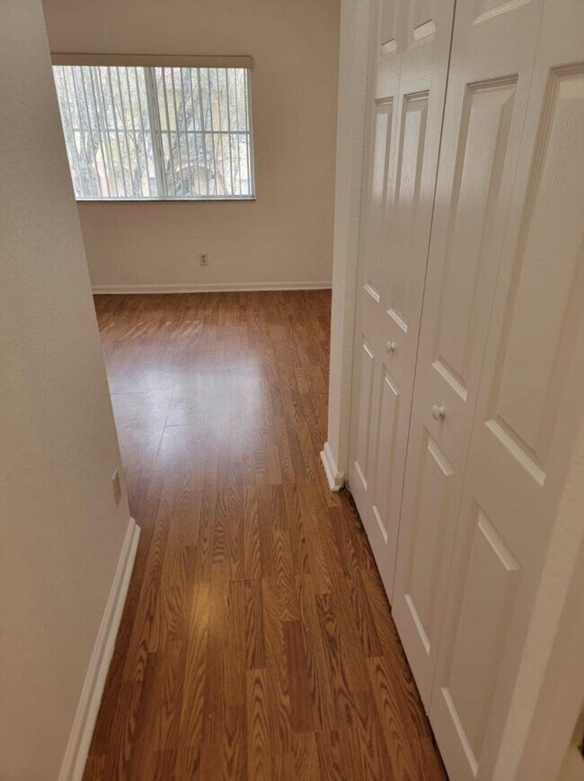 Building Photo - 1407 S Santa Catalina Cir
