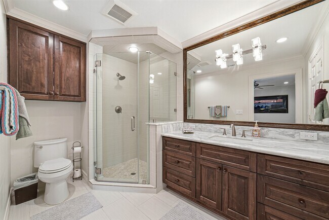 Building Photo - 4600 Huisache St