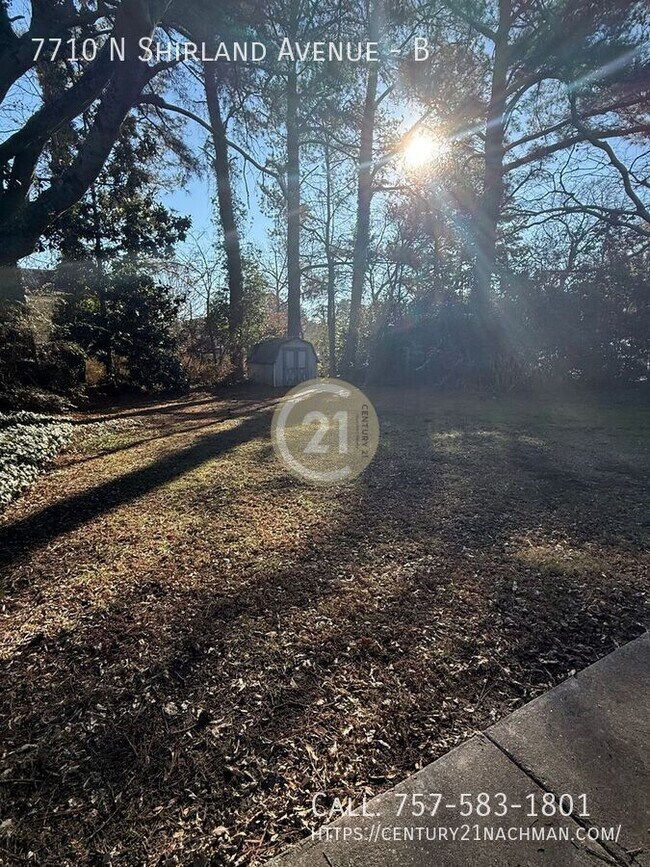 Building Photo - 7710 N Shirland Ave