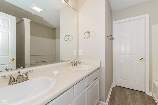 Building Photo - 4124 Orchard Valley Ln