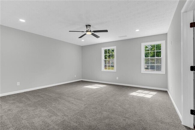 Building Photo - 5303 Kemper Pl