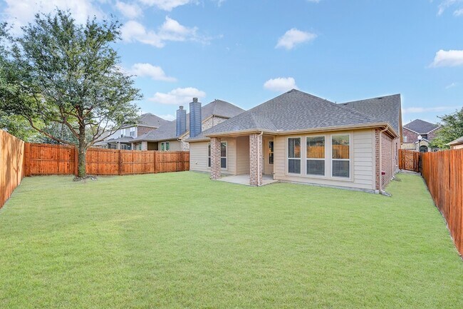 Building Photo - 217 Rugby Ln