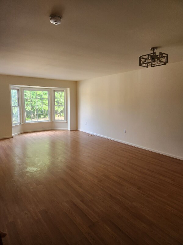 Building Photo - 603 Twin Brook Ln