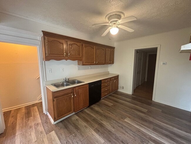 Building Photo - Use Your Tax Return For This Sweetheart of a Deal! Spacious rooms, updated mechanicals, and conve...