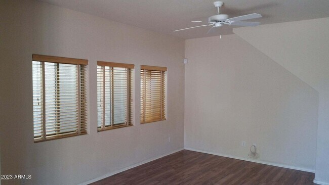 Building Photo - 3034 N 39th St