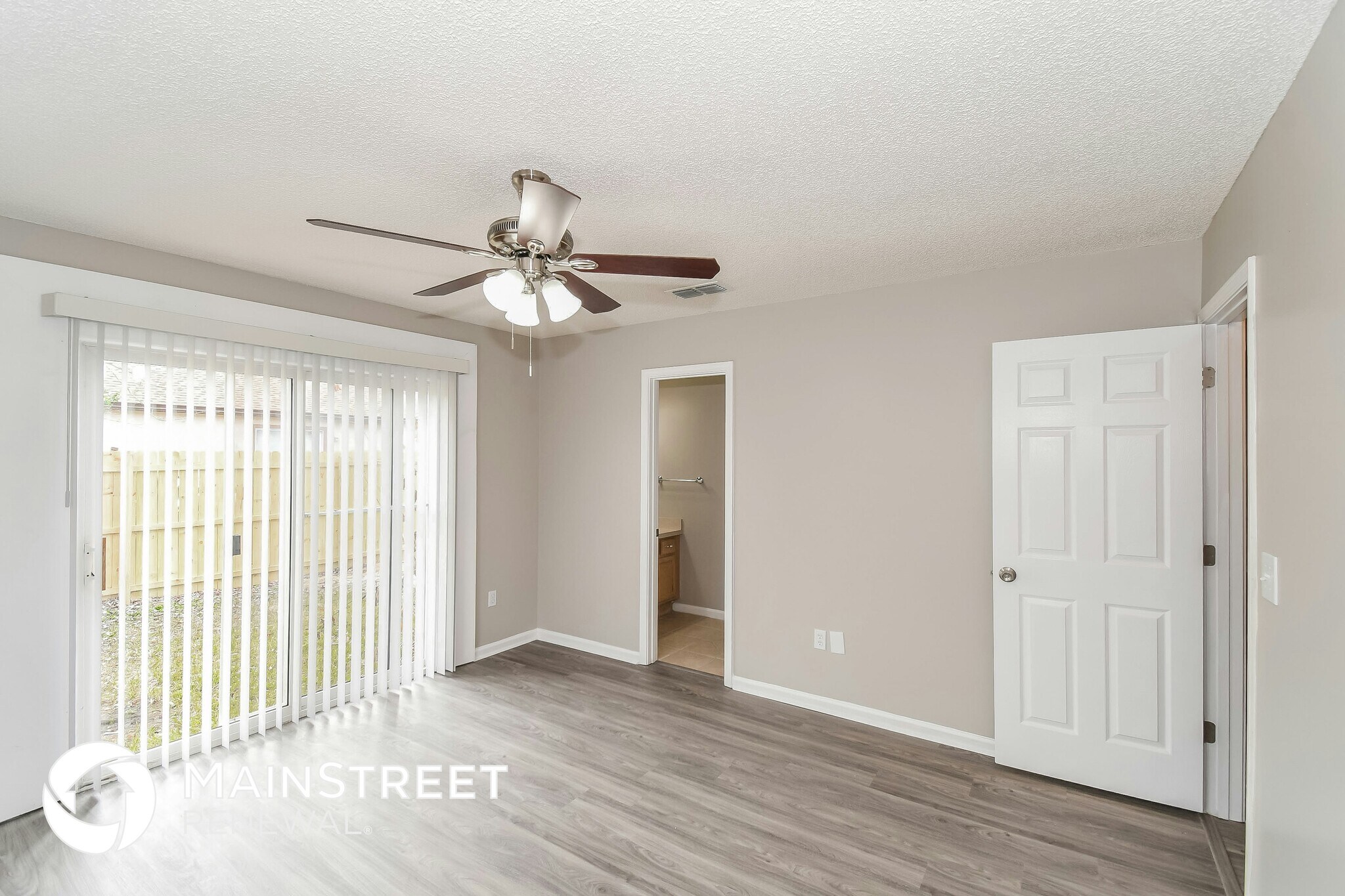 Building Photo - 1868 Sheraton Lakes Cir