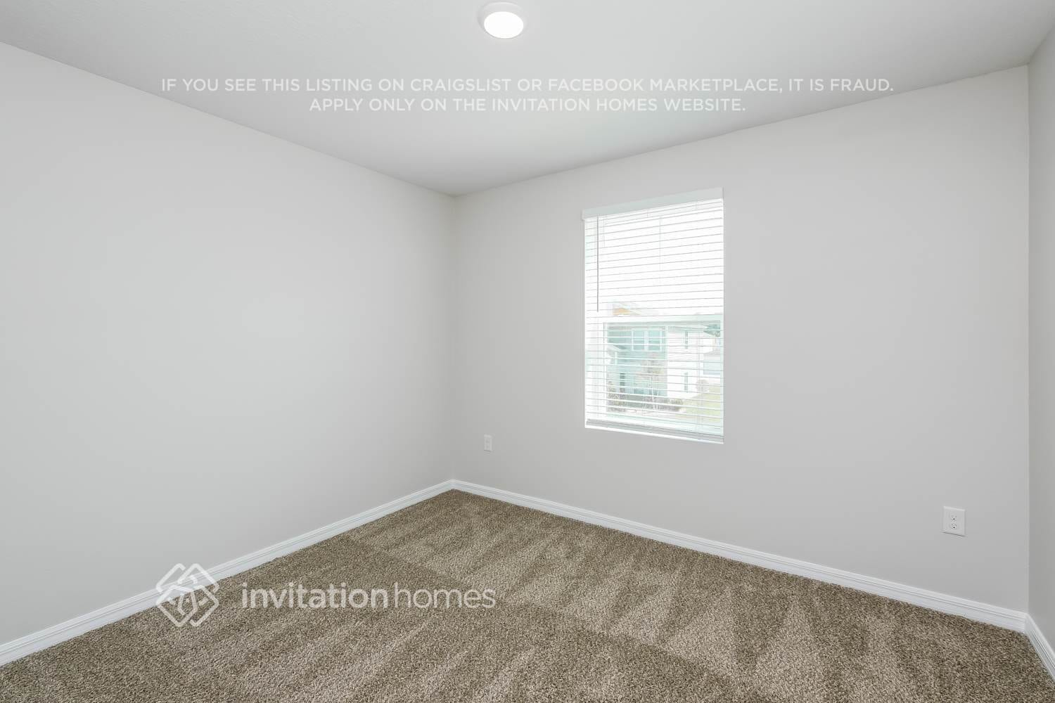 Building Photo - 13103 Fruitville Way
