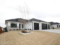 Building Photo - 5503 N 207th St