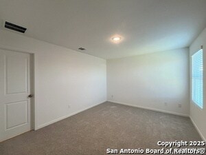 Building Photo - 534 Chevre Rd