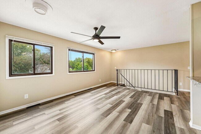 Building Photo - 6130 72nd Ln N