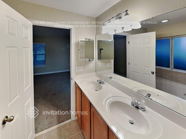 Building Photo - 1316 Tilapia Trail