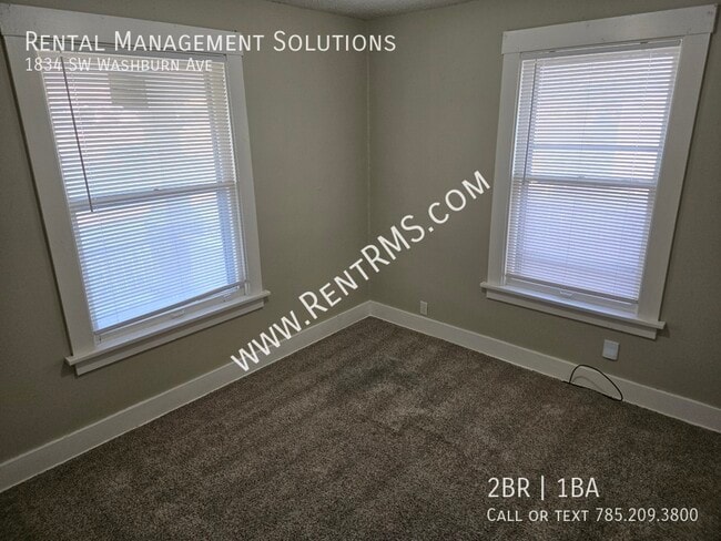 Building Photo - 1834 SW Washburn Ave