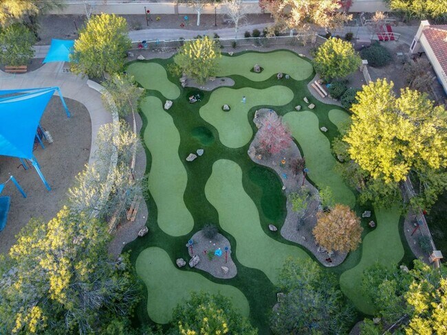 Building Photo - 3 Bedroom 2 Bathroom With Office/Flex room Located in RANCHO SAHUARITA!