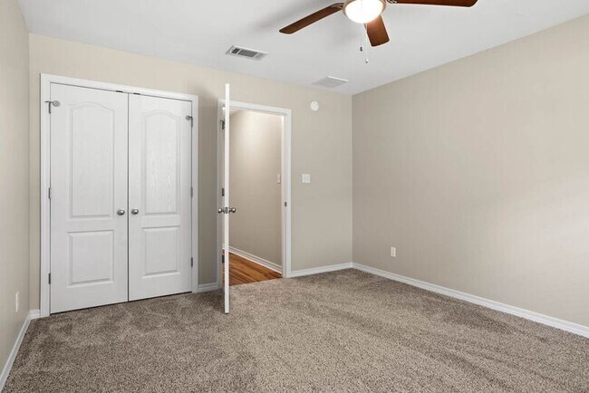 Building Photo - 5749 Tiger Woods Dr