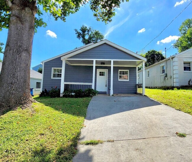 Primary Photo - Beautiful 2-Bedroom, 2-Bath Gem in Peoples...