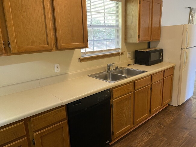 Building Photo - 3044 W Marigold Dr