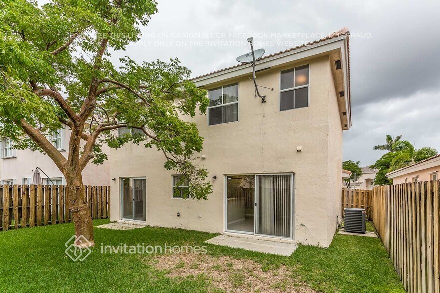 Building Photo - 3079 Doubloon Dr