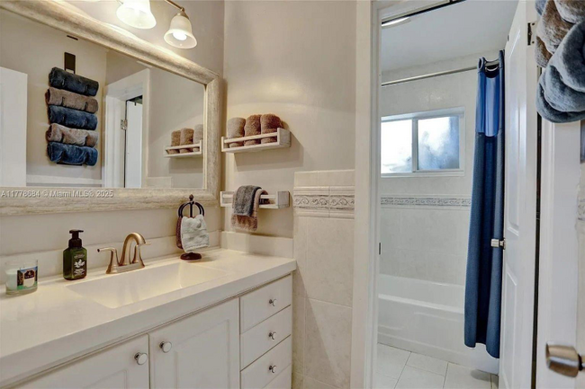 Building Photo - 5103 SW 128th Pl