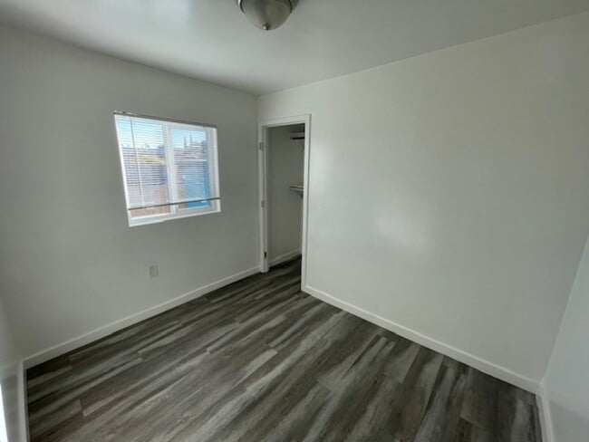 Building Photo - 1314 Scott Dr