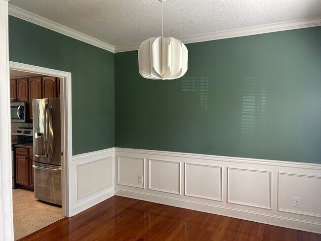 Building Photo - 2807 Oakleigh Twp Dr