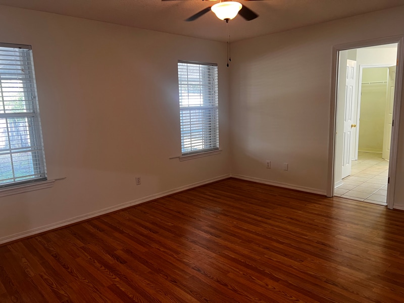 Building Photo - 8080 Castle Pointe Way