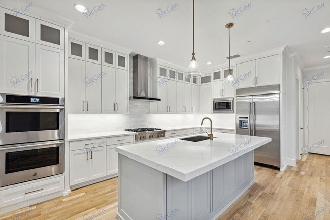 Building Photo - 3612 Binkley Ave