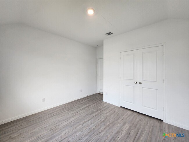 Building Photo - 414 Fairy Duster Dr