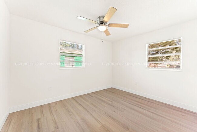 Building Photo - Newly Renovated 3 Bedroom Single-Family Home with Modern Finishes