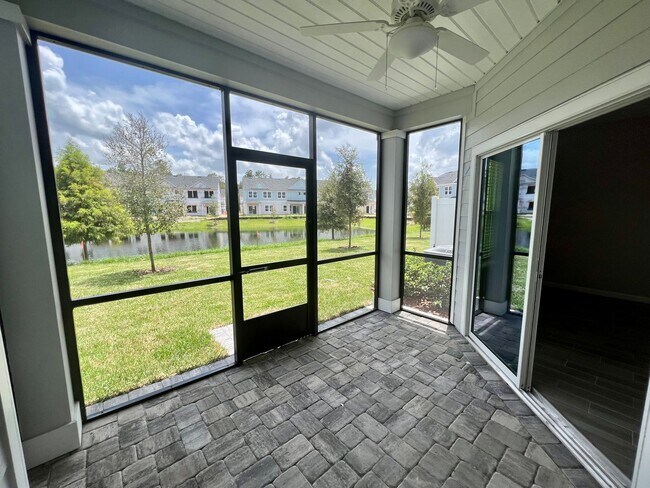 Building Photo - 2 Bedroom 2.5 bath Townhome in Beachwalk!