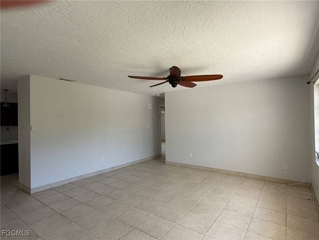 Building Photo - 7440 Tropical Ln