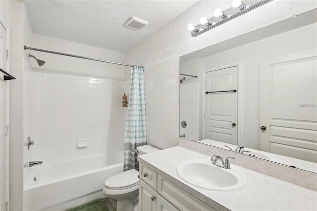 Building Photo - 17104 Carrington Park Dr