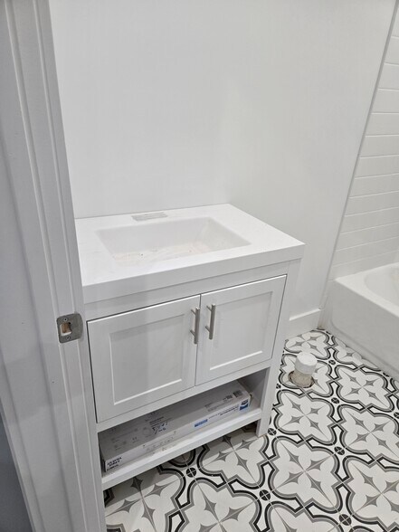 Building Photo - 227 Columbia Ave