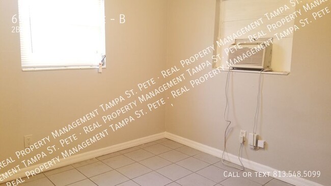 Building Photo - ***FREE RENT***