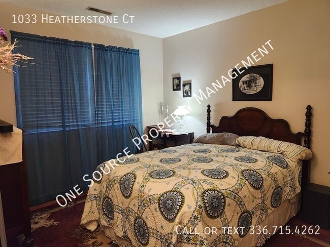 Building Photo - 1033 Heatherstone Ct
