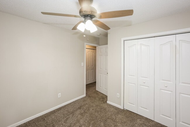 Building Photo - 7517 Grabill Dr