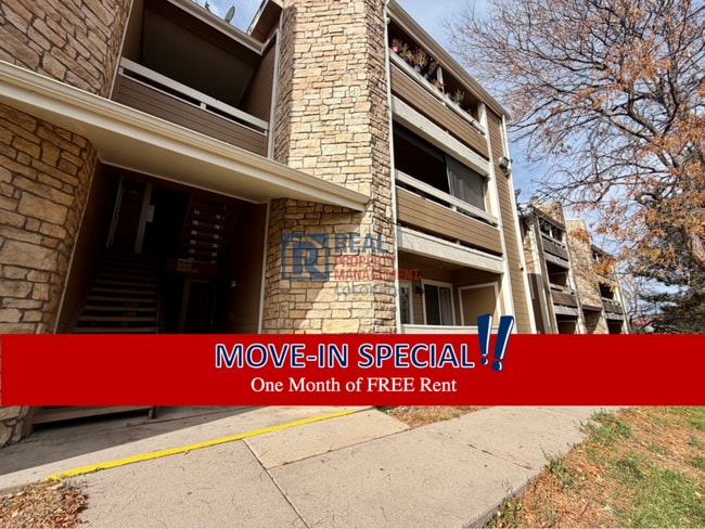 Primary Photo - 1075 S Elkhart Way