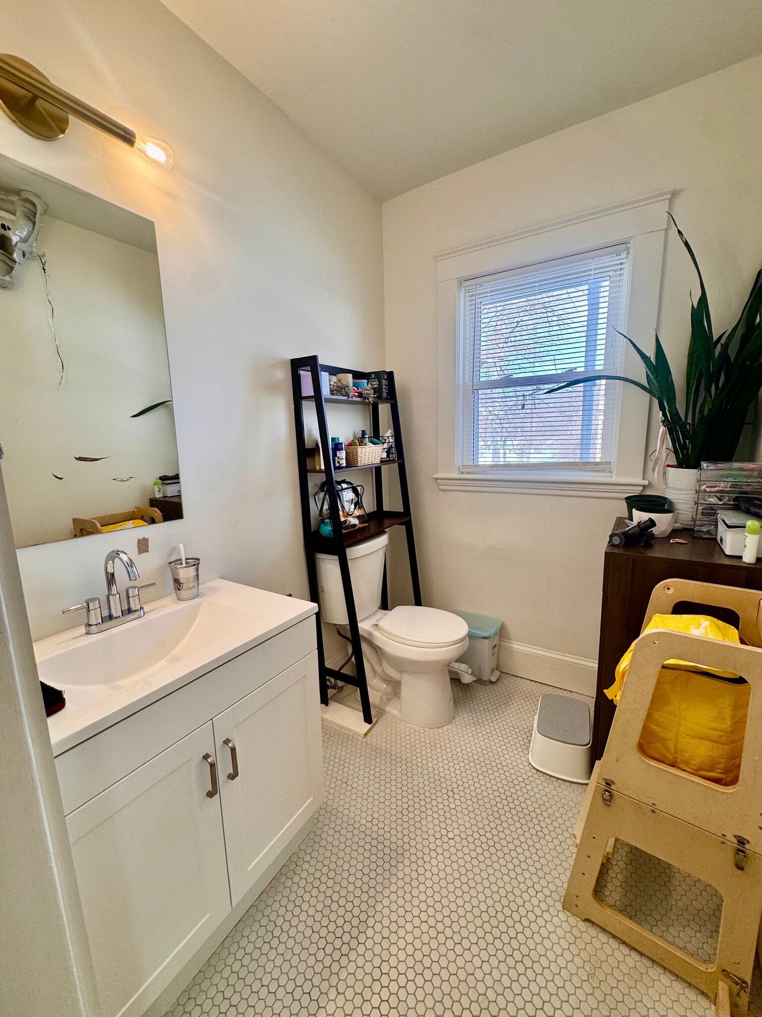 Building Photo - 127 Eliot St