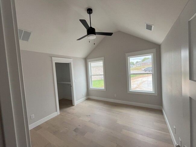 Building Photo - Brand New 4-bedroom, 2-bath home in the ex...