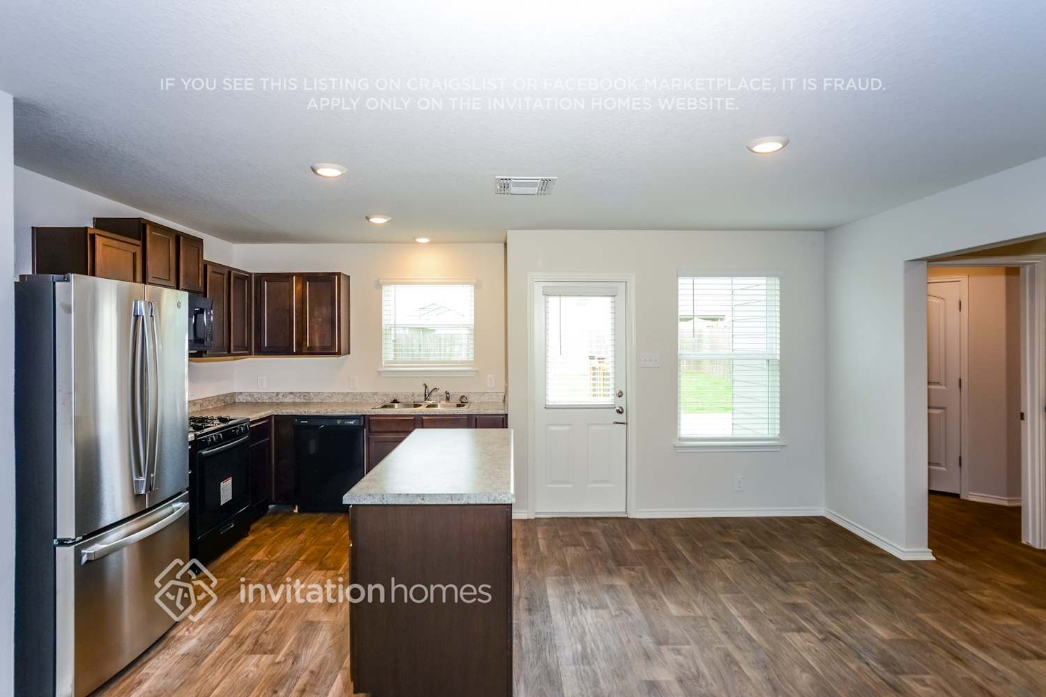 Building Photo - 9807 Spotted Rose