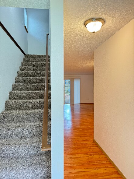 Building Photo - 5709 16th