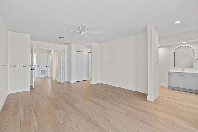 Building Photo - 9547 SW 146th Pl