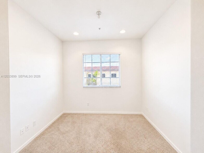 Building Photo - 2765 SW 81st Terrace