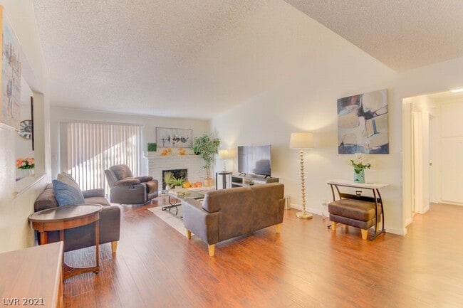 Building Photo - 6261 W La Palma Pkwy