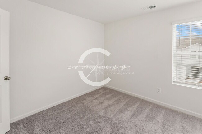 Building Photo - 303 Aldgate Wy