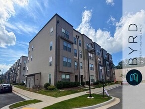 Building Photo - 2749 Acadia Dr