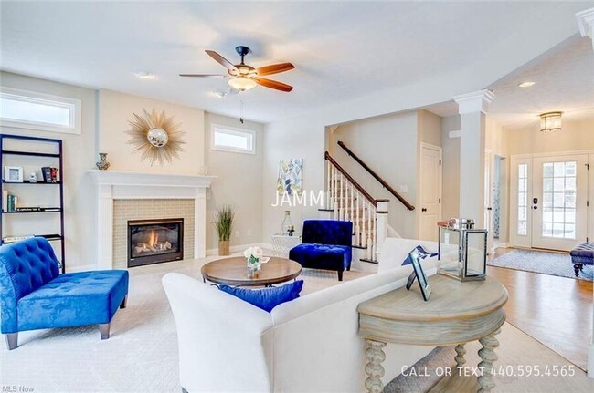 Building Photo - 9360 Rockys Ct